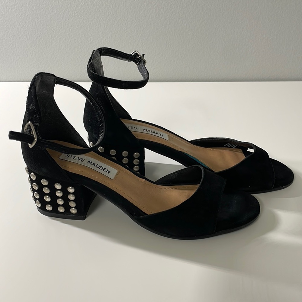 Steve Madden Illiana Black Suede Studded Heel Sandals size 6
